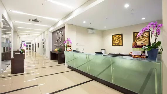 Padjadjaran Suites Hotel & Conference | West Java - Bogor