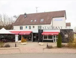 Hotel Restaurant L'Escale | Grand Est - Bas-Rhin (bölge) - Strasbourg (ve civarı) - Brumath