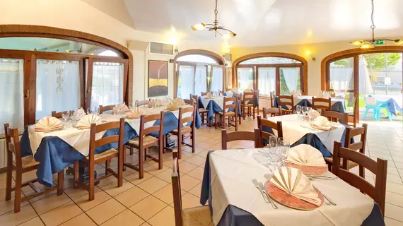 Hotel Cristoforo Colombo | Marche - Ancona (vilayet) - Osimo