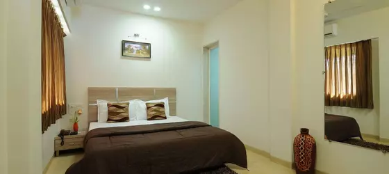 Hotel Crystal | Maharaştra - Raigad - Bombay (ve civarı) - Bombay