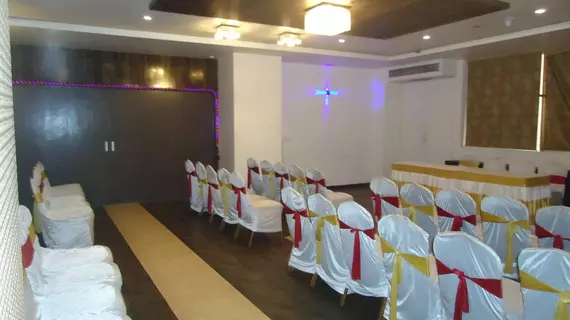 Hotel Maan Residency | Gujarat - Ahmedabad Bölgesi - Ahmedabad