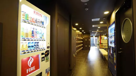 B&S Eco Cube Shinsaibashi | Osaka (idari bölge) - Osaka (ve civarı) - Osaka City Center - Namba