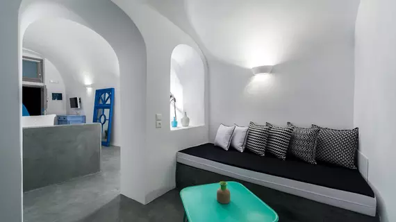 MODERNITY SUITES | Ege Adaları - Santorini