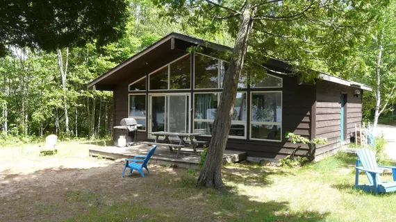 Walker Lake Resort | Ontario - Muskoka - Huntsville (ve civarı) - Lake of Bays