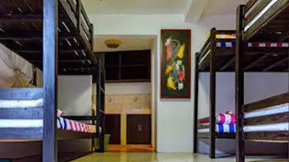 Good Vibes Guest House | Mactan Island - Lapu-Lapu