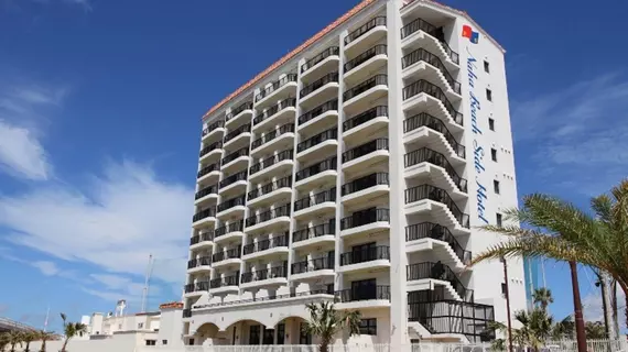 Naha Beach Side Hotel | Okinava (idari bölge) - Kunigami - Okinawa (ve civarı) - Naha - Naha City Centre