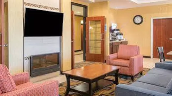 Holiday Inn Express and Suites Lafayette East | Indiana - Lafayette (ve civarı) - Lafayette