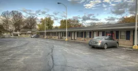 Budget Host Three Crowns Motor Lodge | Pensilvanya - Gettysburg (ve civarı) - Gettysburg