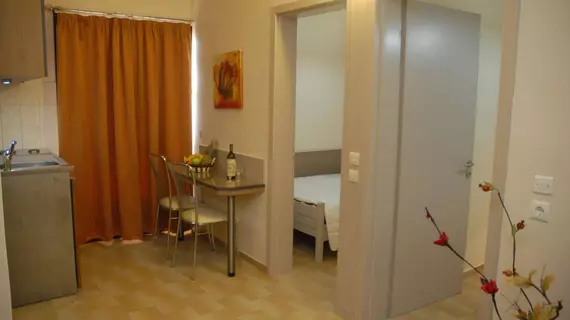 Takis Hotel Apartments | Ege Adaları - Rodos Bölgesel Birimi - Rodos