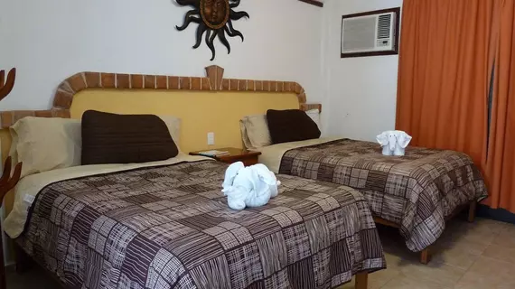 Suites Fenicia | Quintana Roo - Solidaridad - Playa del Carmen