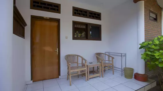 Ayu Lili Garden Cottages | Bali - Kuta - Kuta Merkezi