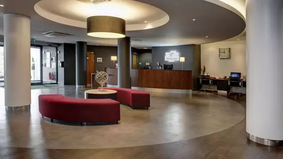 Holiday Inn London Luton Airport | Bedfordshire (kontluk) - Luton