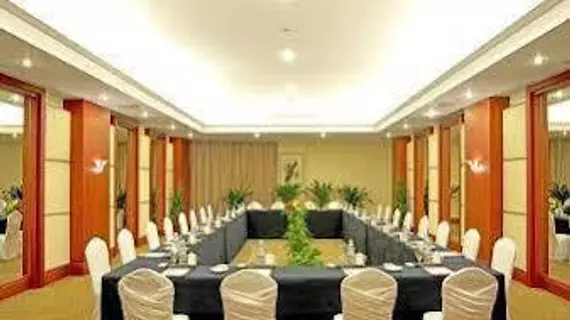 Ramada Plaza Chongqing West | Chongqing (ve civarı) - Chongqing - Dazu