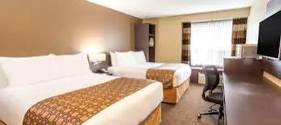 Microtel Inn & Suites By Wyndham Whitecourt | Alberta - Whitecourt (ve civarı) - Whitecourt