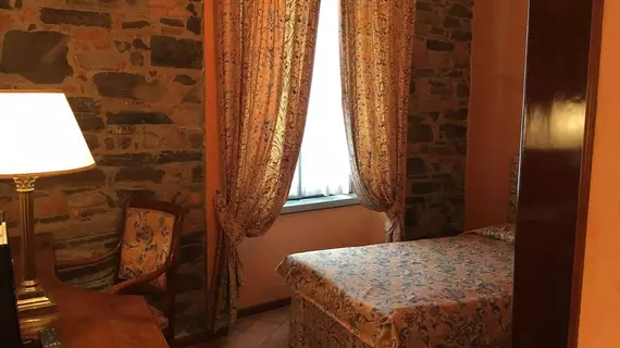 Albergo Le Due Corti | Lombardy - Como (il) - Como