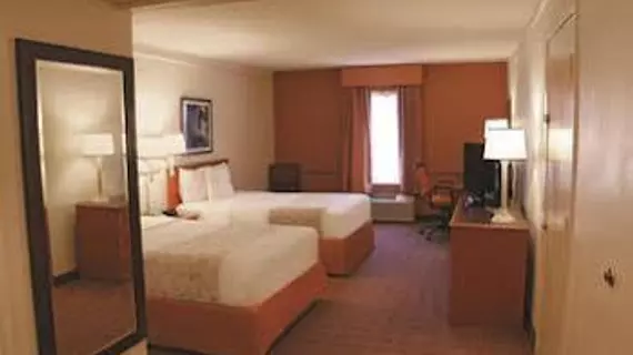 La Quinta Inn Houston Greenway Plaza | Teksas - Houston (ve civarı) - Houston - Greenway Plaza-Upper Kirby