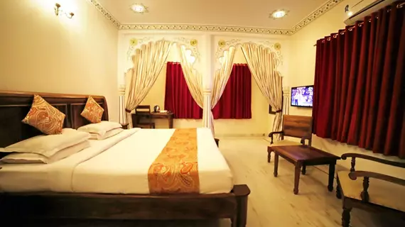 Hotel Royal Pratap Niwas | Racastan - Udaipur Bölgesi - Udaipur