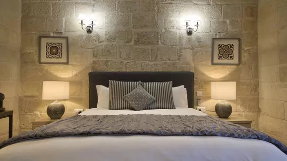 Julesy’s BnB | Malta - Bormla - Cospicua