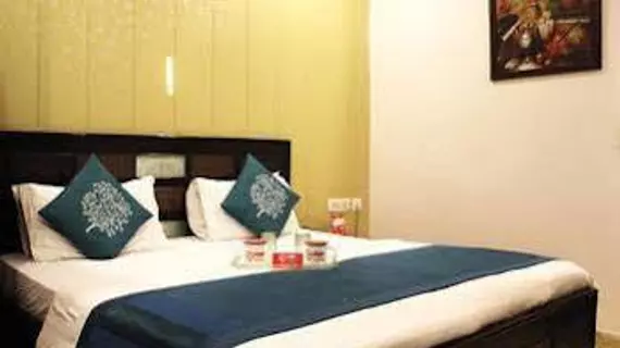 OYO Rooms Pitampura Rani Bagh | Batı Delhi - Ulusal Eyalet Başkenti Delhi - Delhi (ve civarı) - Yeni Delhi