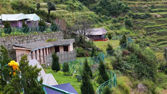 Whispering Pines Himalayan Retreat | Uttarkand - Tehri Garhwal (bölge) - Tehri