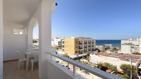 Apartamentos San Antonio Beach | Balearic Adaları - İbiza Adası - Sant Antoni de Portmany - Cala de Bou