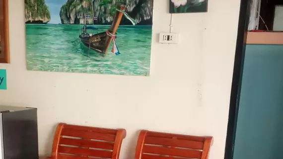 Jinda Guesthouse | Krabi İli - Krabi - Ao Nang