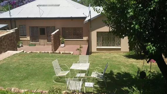 Suburbian Lodge | Gauteng - City of Tshwane - Johannesburg (ve civarı) - Johanesburg