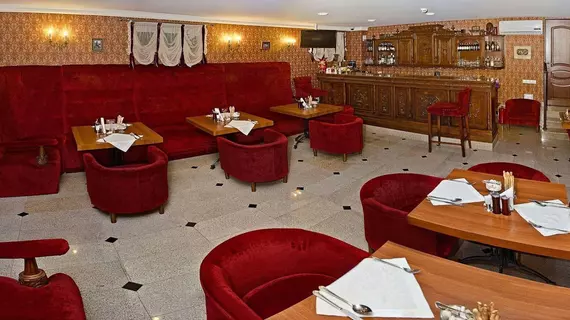 Bristol Hotel | Krasnodar Krayı - Krasnodar