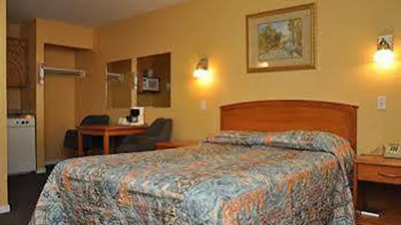 Canadas Best Value Inn Kelowna | Britanya Kolombiyası - Kelowna - Rutland