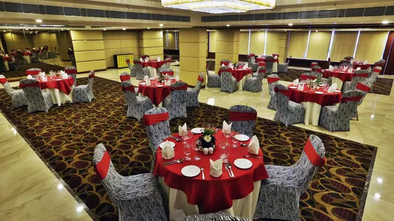 Golden Tulip Vasundhara | Batı Delhi - Ulusal Eyalet Başkenti Delhi - Delhi (ve civarı) - Noida