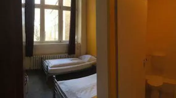 All In Hostel Berlin | Berlin (ve civarı) - Friedrichshain-Kreuzberg - Friedrichshain