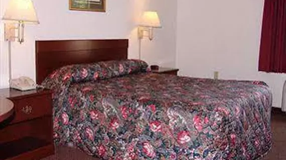 Red Carpet Inn Chambersburg | Pensilvanya - Gettysburg (ve civarı) - Chambersburg