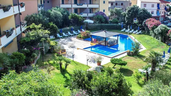 Residence Li Velieri | Sardinya - Sassari - Santa Teresa di Gallura