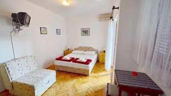 Ksenija Apartments | Budva