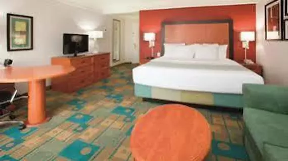 La Quinta Inn & Suites Denver Southwest Lakewood | Kolorado - Denver (ve civarı) - Lakewood