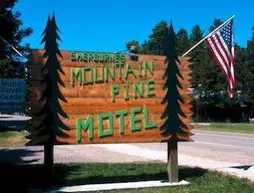 Mountain Pine Motel | Montana - Blackfeet Yerli Koruma Alanı - East Glacier Park