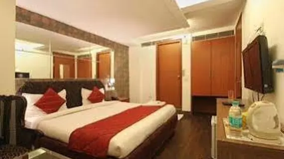 Hotel The W | Batı Delhi - Ulusal Eyalet Başkenti Delhi - Delhi (ve civarı) - Yeni Delhi - Connaught Place