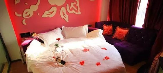 Rose Theme Hotel | Chongqing (ve civarı) - Chongqing