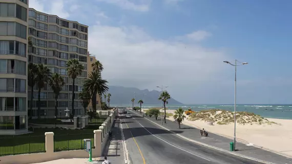 De Merindol Luxury Apartments | Western Cape (il) - West Coast DC - Drakenstein - Cape Town (ve civarı) - Paarl