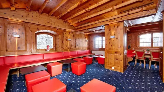 Basic Hotel | Maloja District - Graubuenden - Arosa