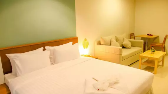 Crystal Jade Hotel and Service Apartment | Rayong İli - Rayong