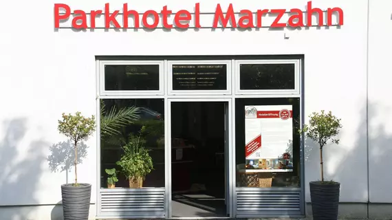 Parkhotel Marzahn | Berlin (ve civarı) - Marzahn-Hellersdorf - Marzahn