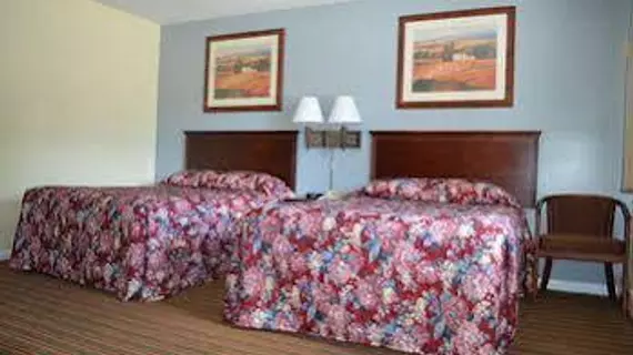 Knights Inn Brunswick | Maine - Boothbay Harbor (ve civarı) - Brunswick