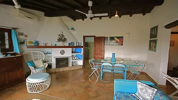 Casa Girgolu | Sardinya - Sassari - San Teodoro