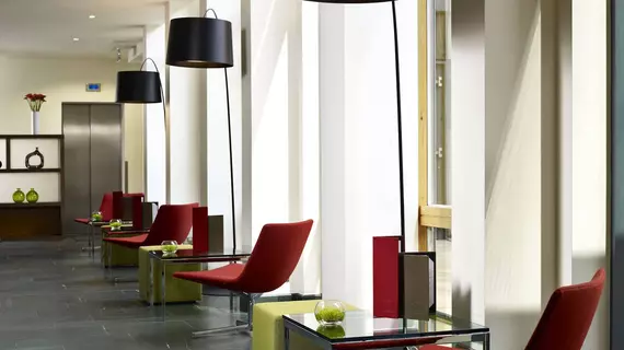 Hilton Garden Inn Frankfurt City Centre | Hessen - Frankfurt (ve civarı) - Frankfurt - Bahnhofsviertel