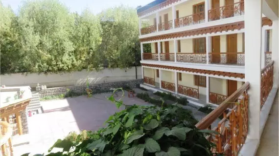 Abu Palace | Cammu ve Keşmir - Leh