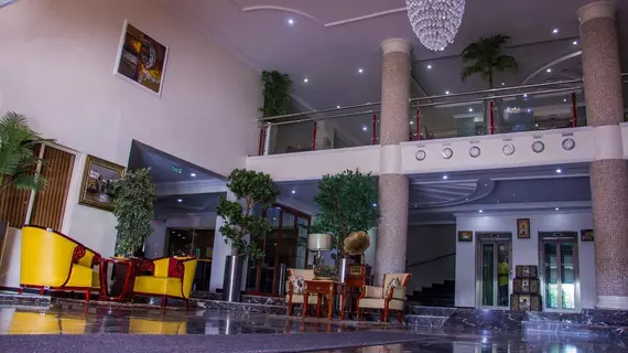 De Renaissance | Lagos (ve civarı) - Lagos - Onigbongbo - Ikeja