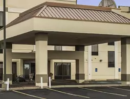 Econo Lodge Akron | Ohio - Summit İlçesi - Akron (ve civarı) - Akron