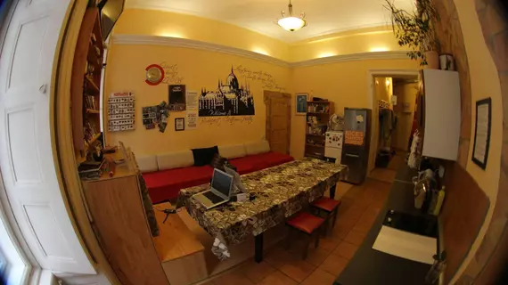 Budapest Centrum Hostel | Pest County - Budapeşte (ve civarı) - Budapeşte Kent Merkezi - Belváros - Lipótváros