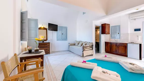 Joy Beach Hotel | Ege Adaları - Santorini